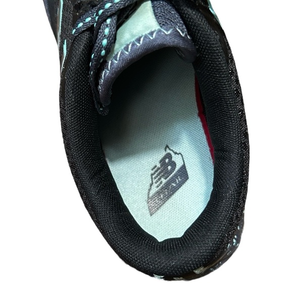 NEW BALANCE 690 v1 Black Teal sz 9.5 Speed Ride WT690LA1 Hike Run All Terrain - Picture 8 of 12